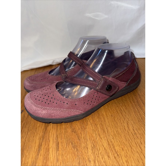 Earth Spirit Wine Suede Mary Jane Flats Size 9 - Picture 1 of 7